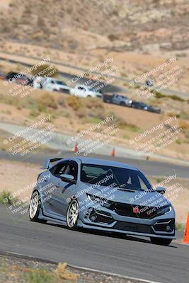 media/Oct-01-2022-Team Topak Racing (Sat) [[f860fb51be]]/2-Inter Low 2/session 2 turn 11/